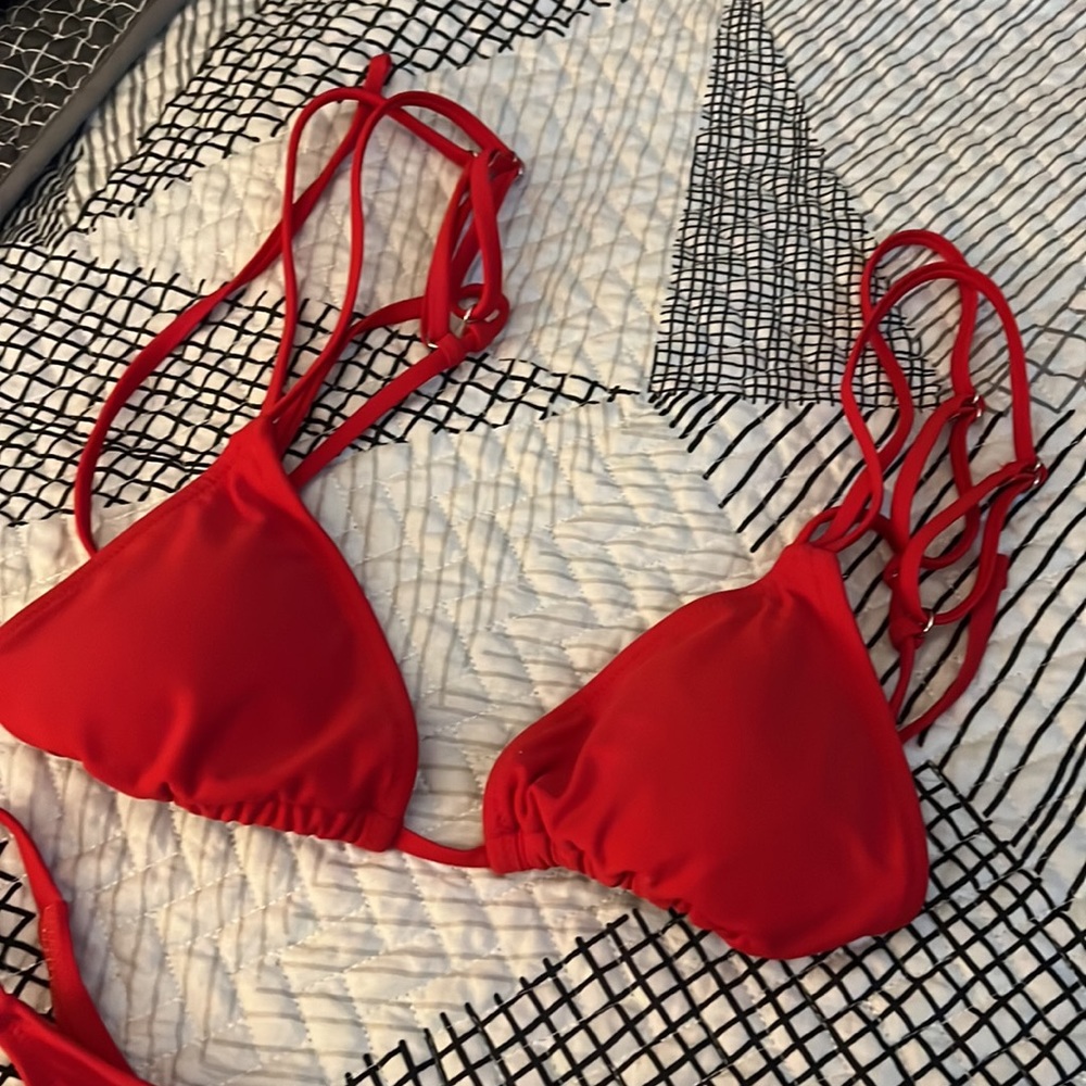 Amazon Red 2 piece thong bikini. - Picture 4 of 5